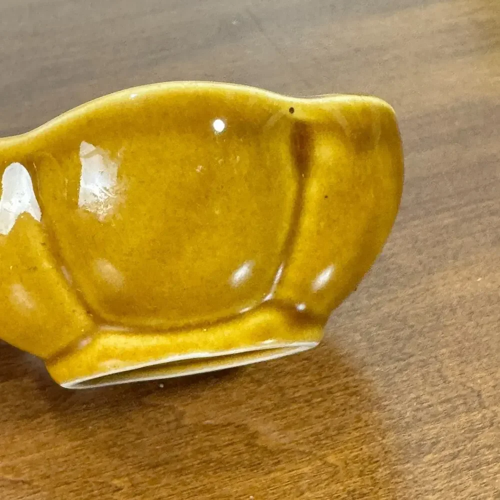 Vintage Mustard Brown Stoneware Scalloped Bowl Pumpkin Shape Unmarked 3.25